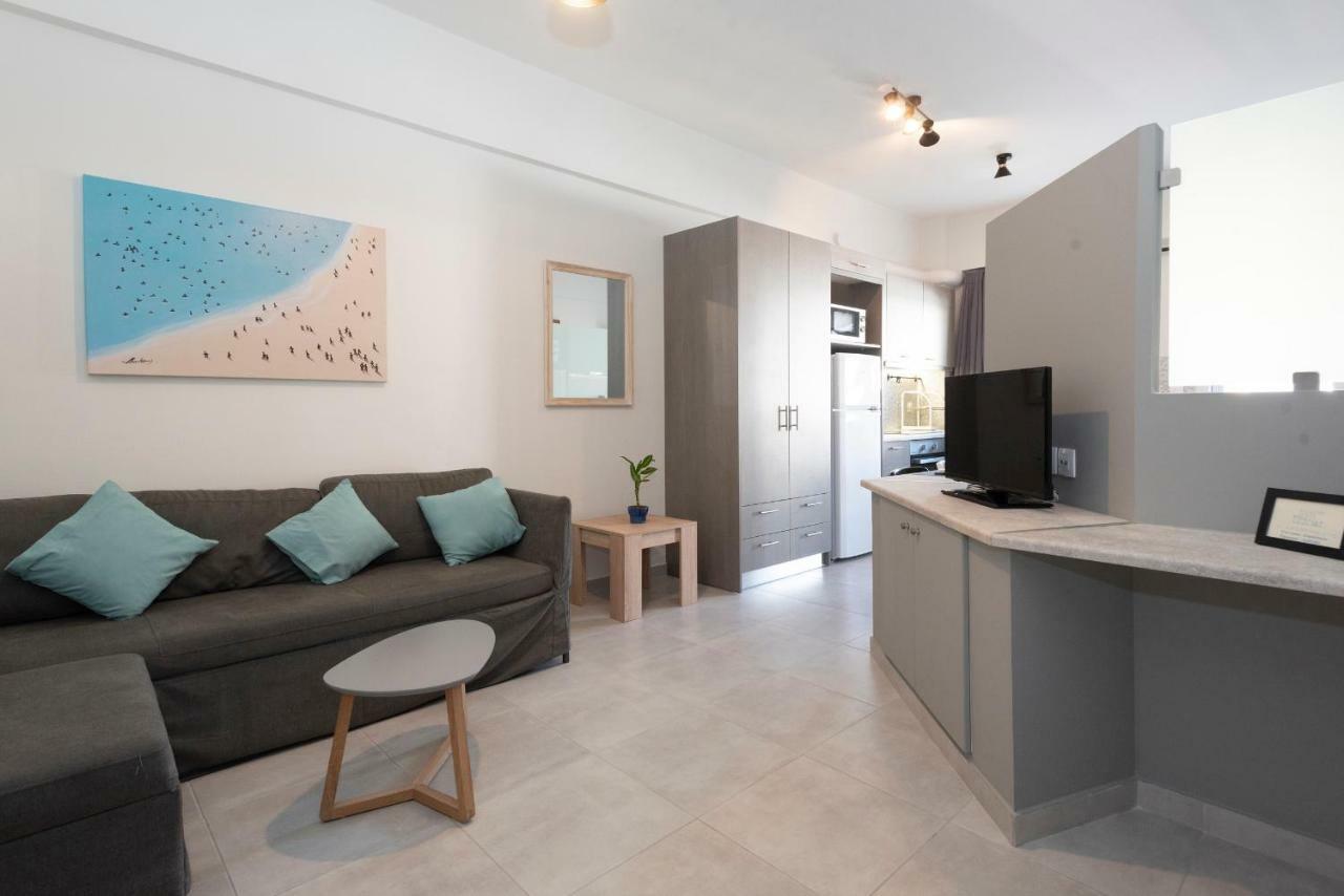 D. Apartments Каламата Екстериор снимка